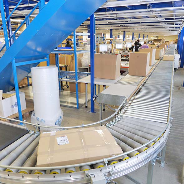 Paket auf Transportband