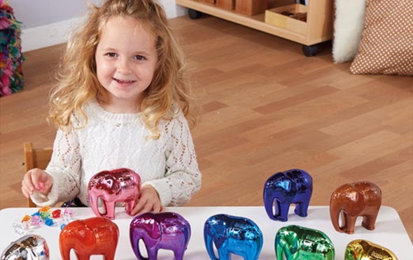 TTS Spielwaren in Metalloptik