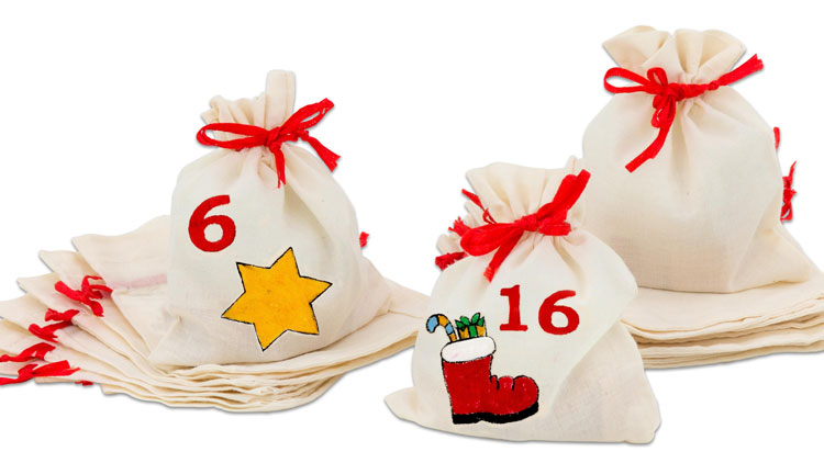 Adventskalender aus Baumwollsäckchen basteln