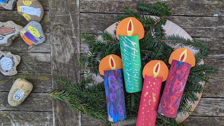 Die Adventszeit in Kindergarten und Kita mit Bastelideen und Fingerspielen beginnen.