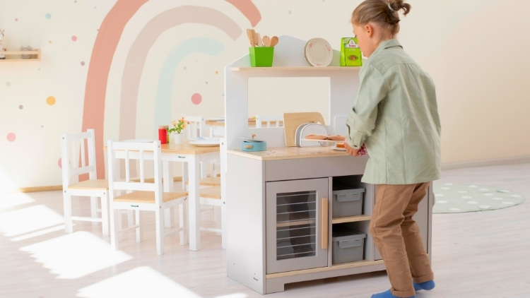 Beliebt für Rollenspiele bei Kindern: die Kinderküche.