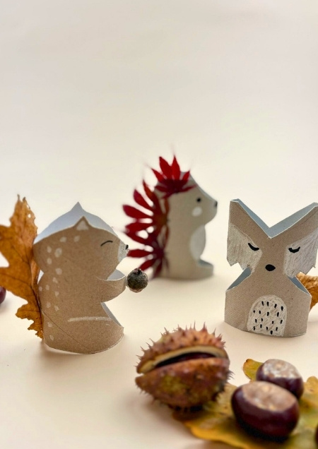 Igel, Fuchs und Eichhörnchen aus Klopapierrollen gebastelt