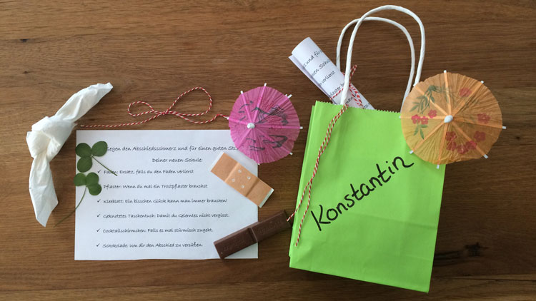 Kleine Geschenke mit Liste und Tütchen