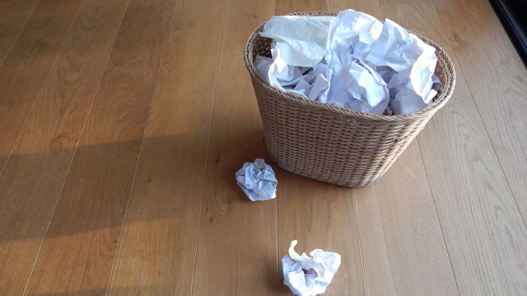 voller Papierkorb
